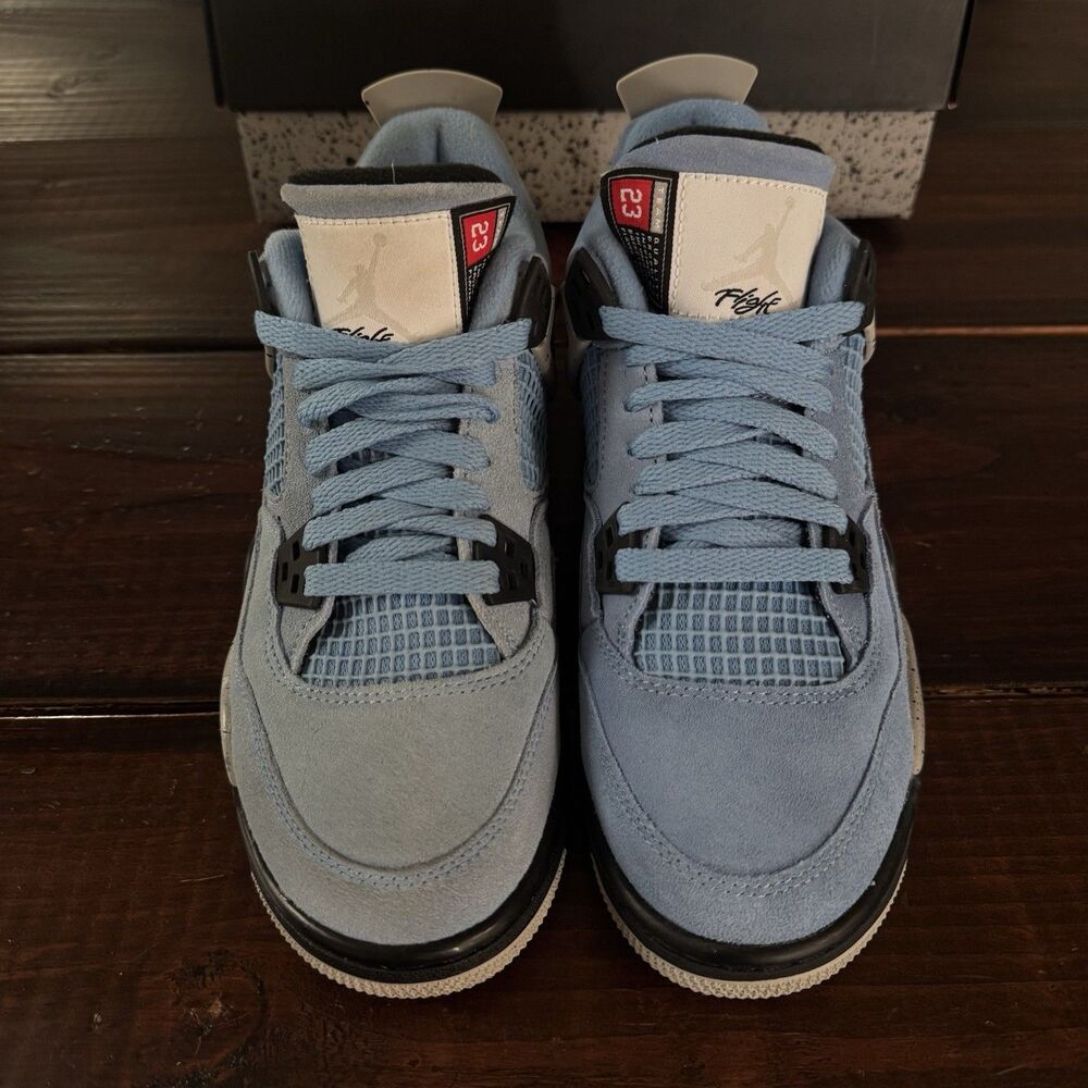 Air Jordan 4 Retro UNC University Blue (GS) Shoes - Picture 5 of 9